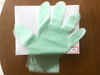 Зеленые одноразовые перчатки из ТПЭ